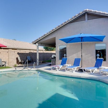 Willa Sunny Surprise Getaway With Private Yard And Pool Zewnętrze zdjęcie